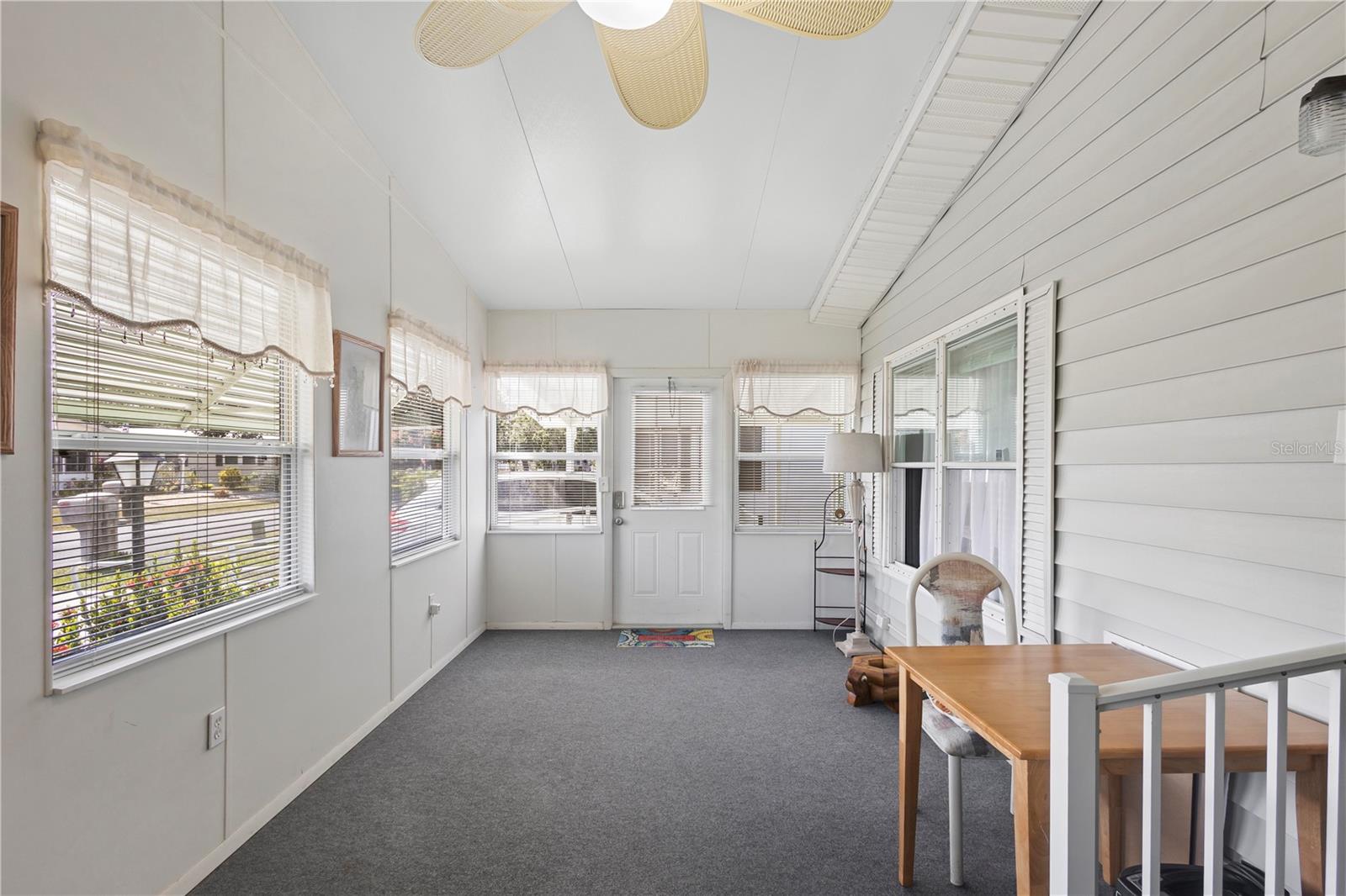 GARDEN GROVE OAKS - Residential