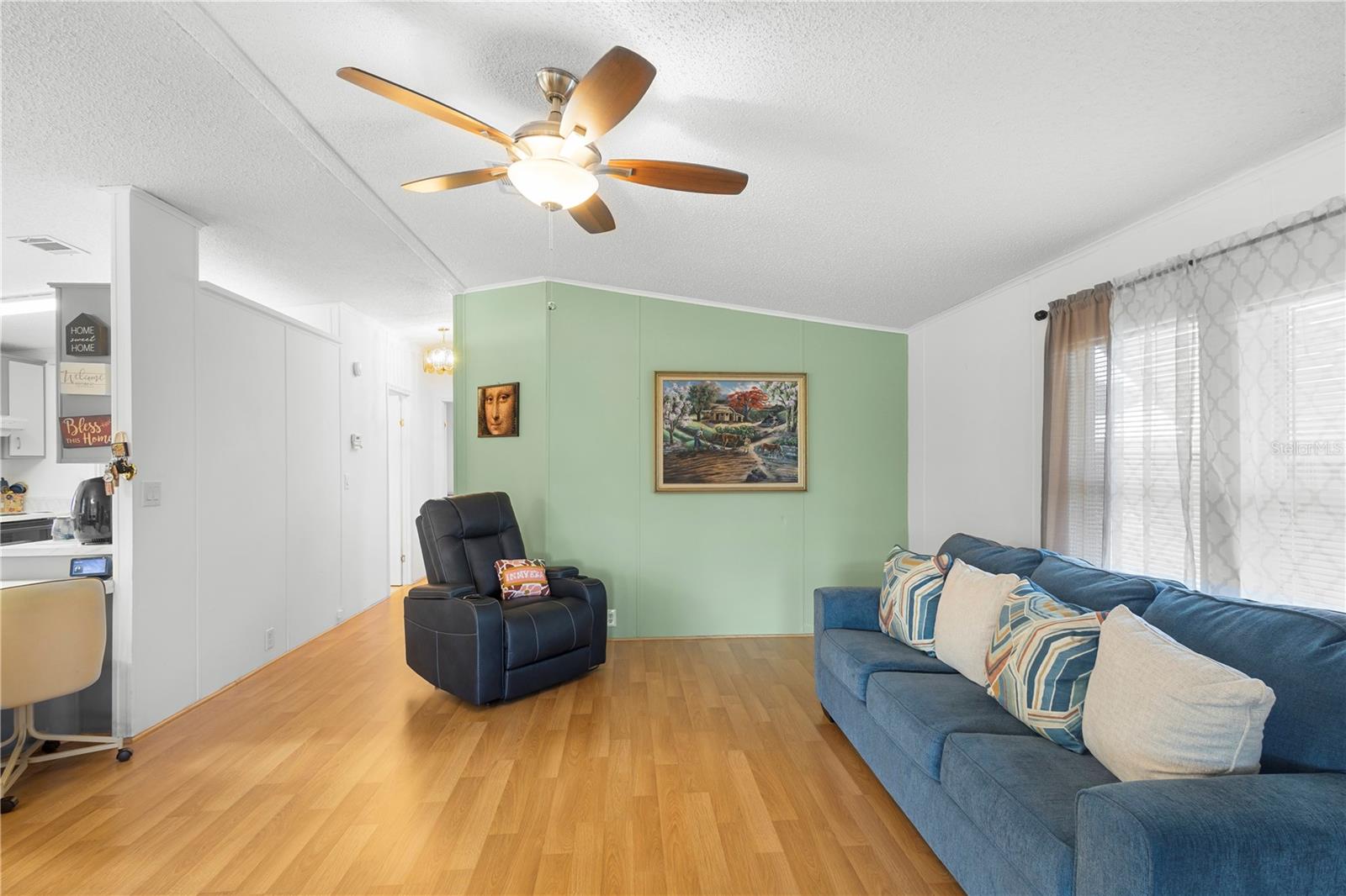 GARDEN GROVE OAKS - Residential