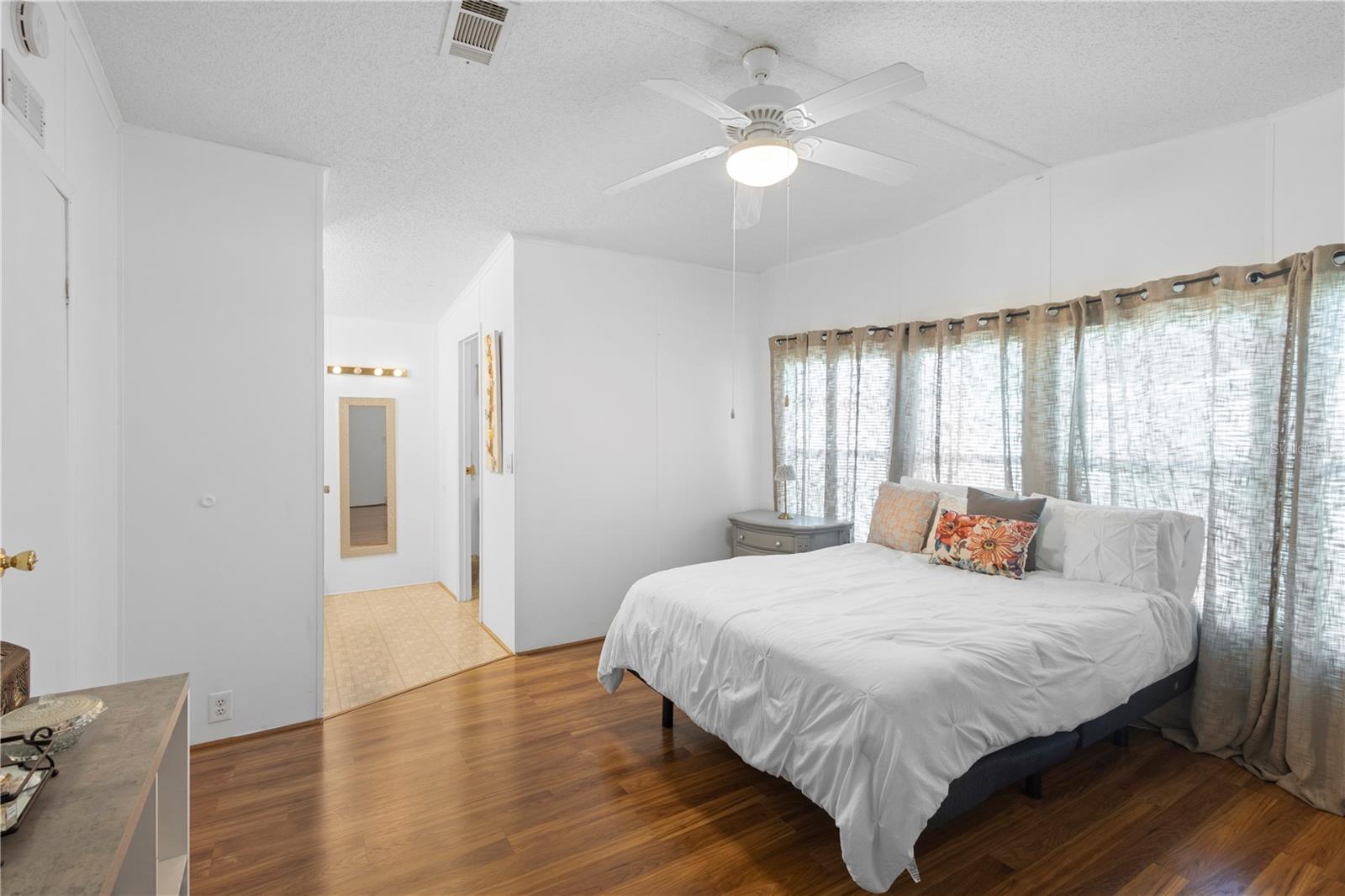 GARDEN GROVE OAKS - Residential