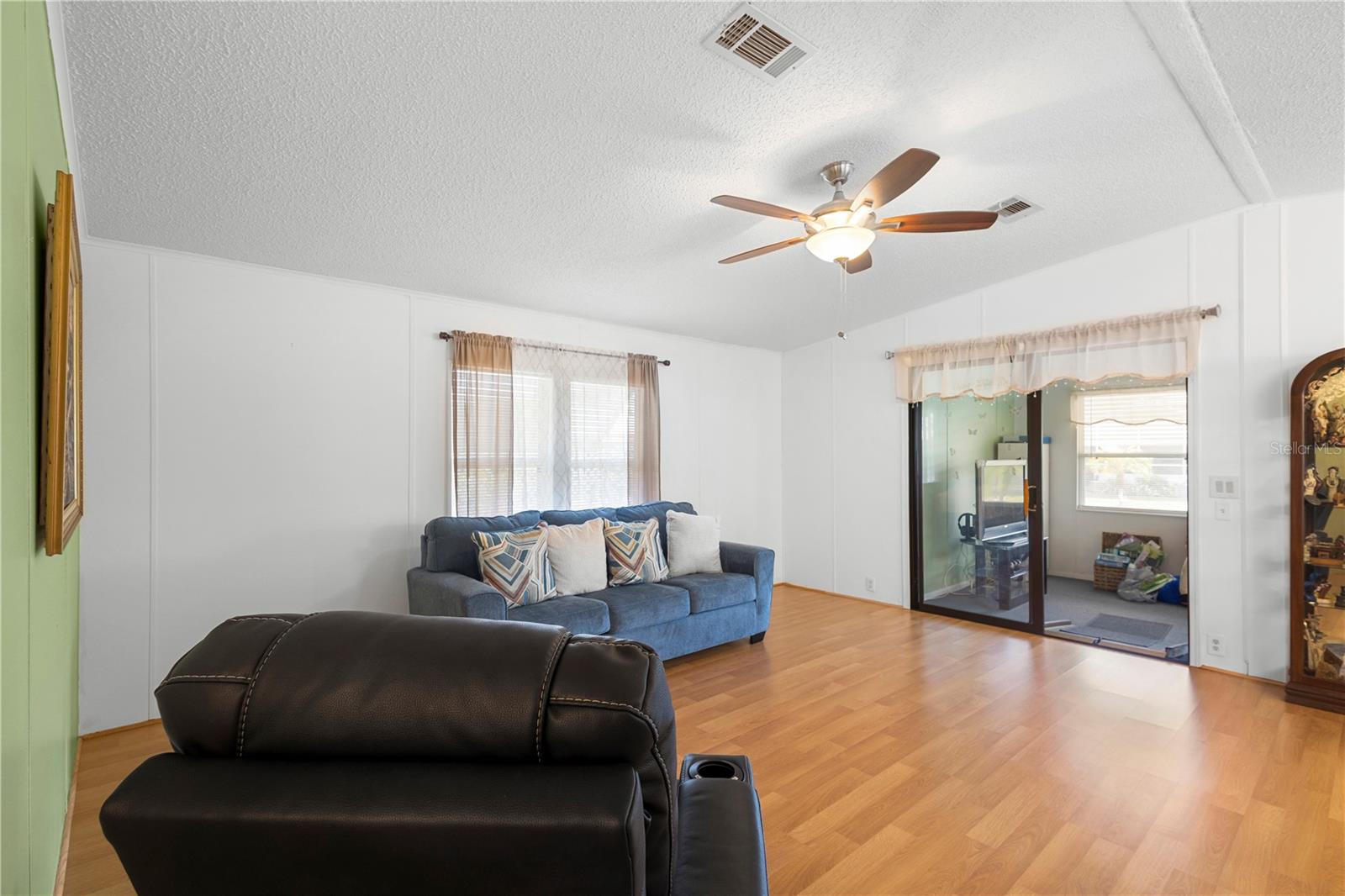 GARDEN GROVE OAKS - Residential