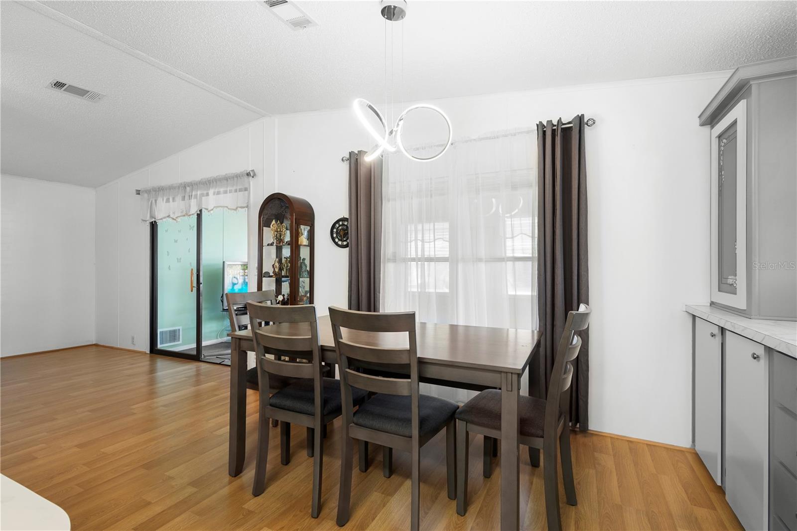 GARDEN GROVE OAKS - Residential