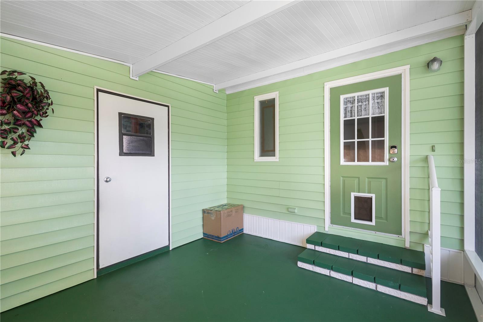 GARDEN GROVE OAKS - Residential