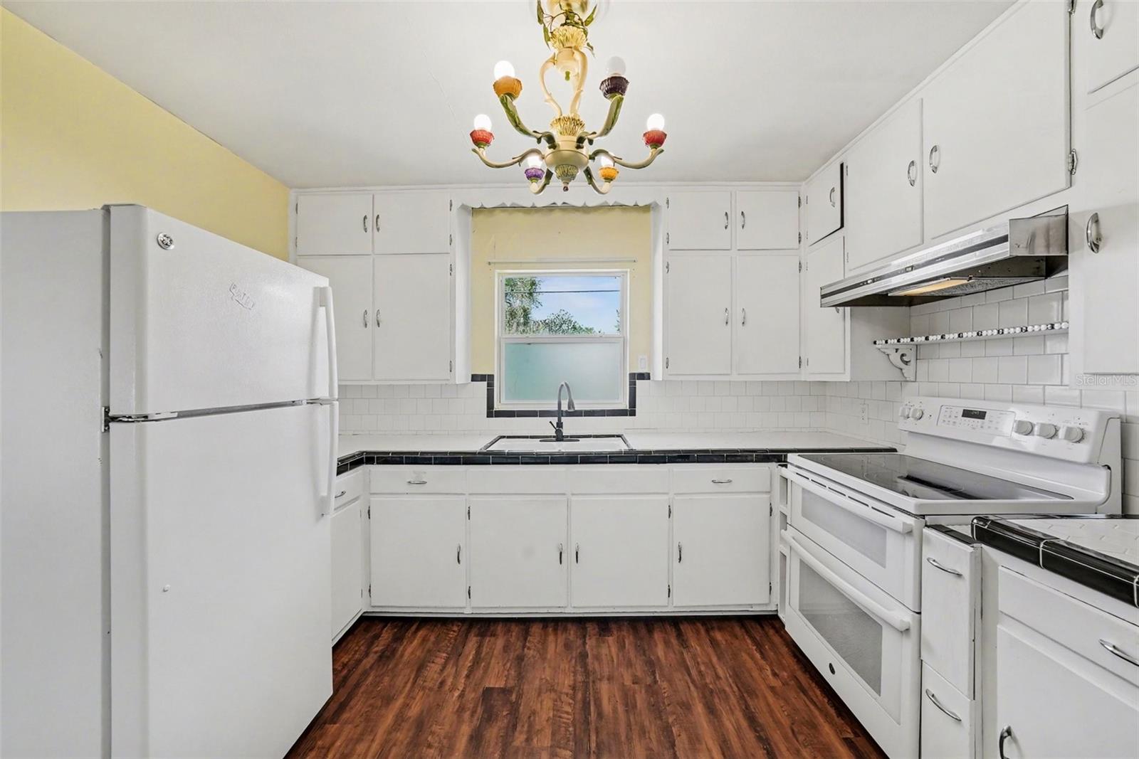 SCHOOL PARK - Residential