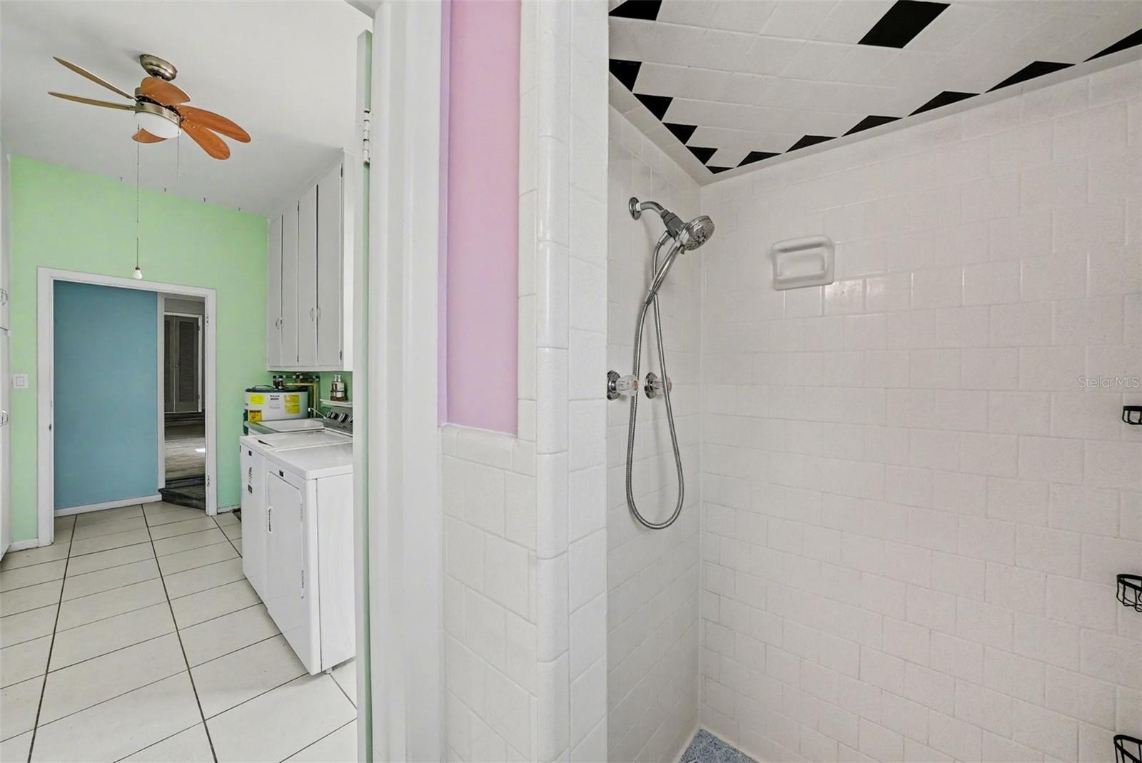 SCHOOL PARK - Residential