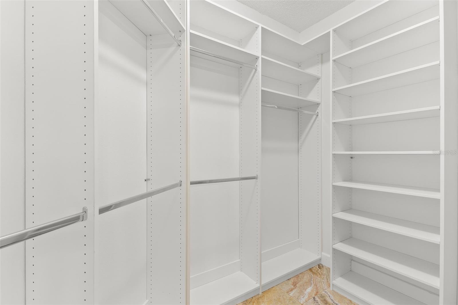 KINGSMILL - Residential