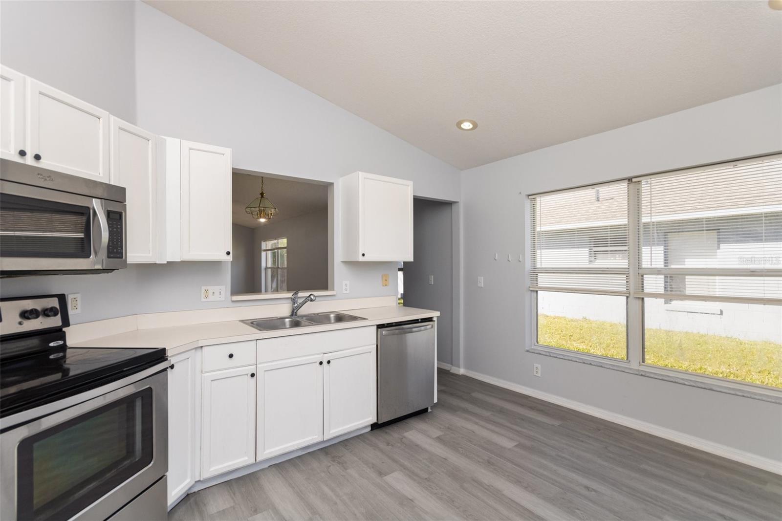 DANIELS CROSSING - Residential