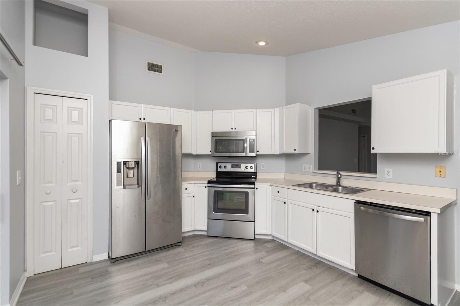 DANIELS CROSSING - Residential