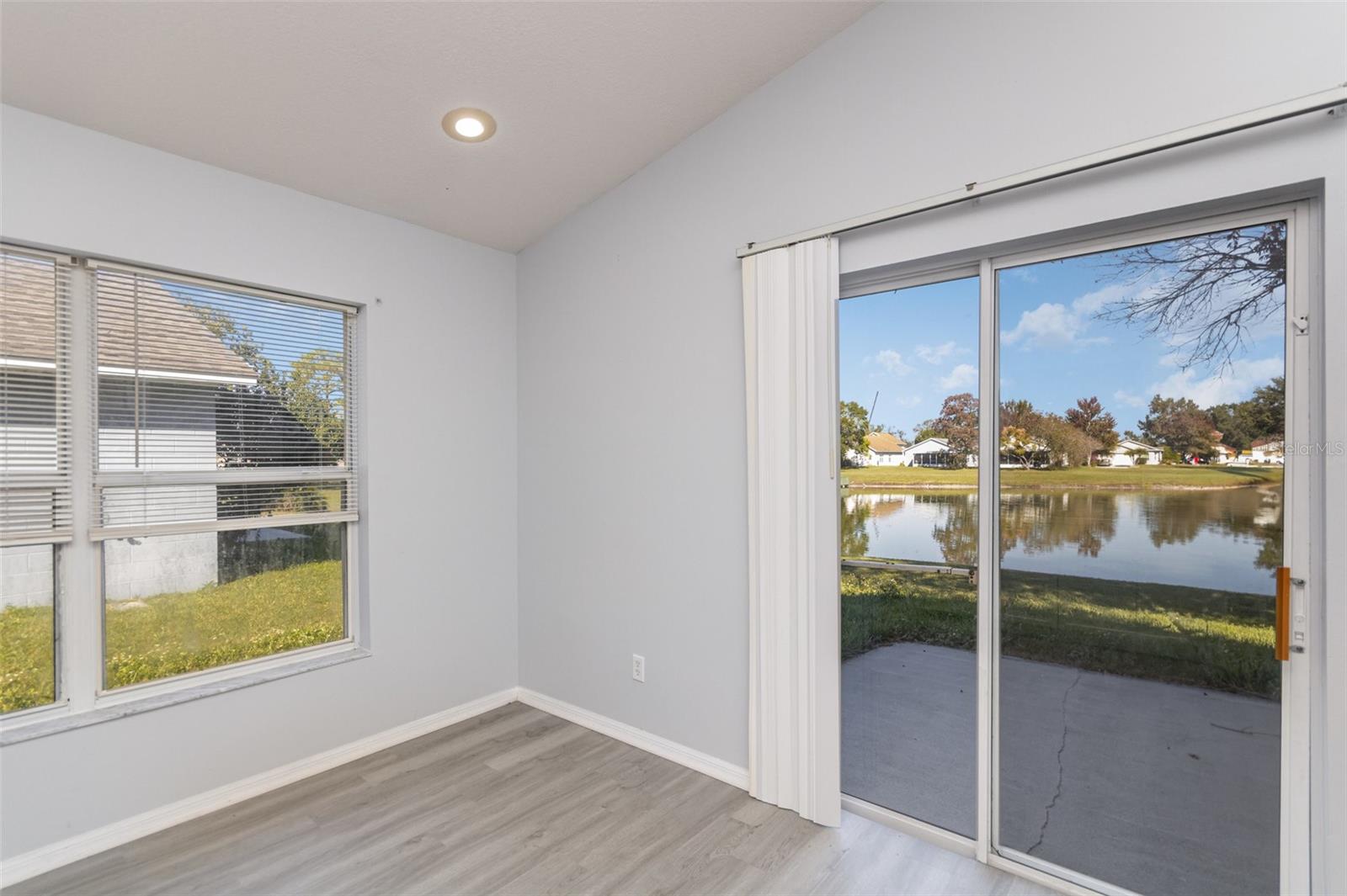 DANIELS CROSSING - Residential