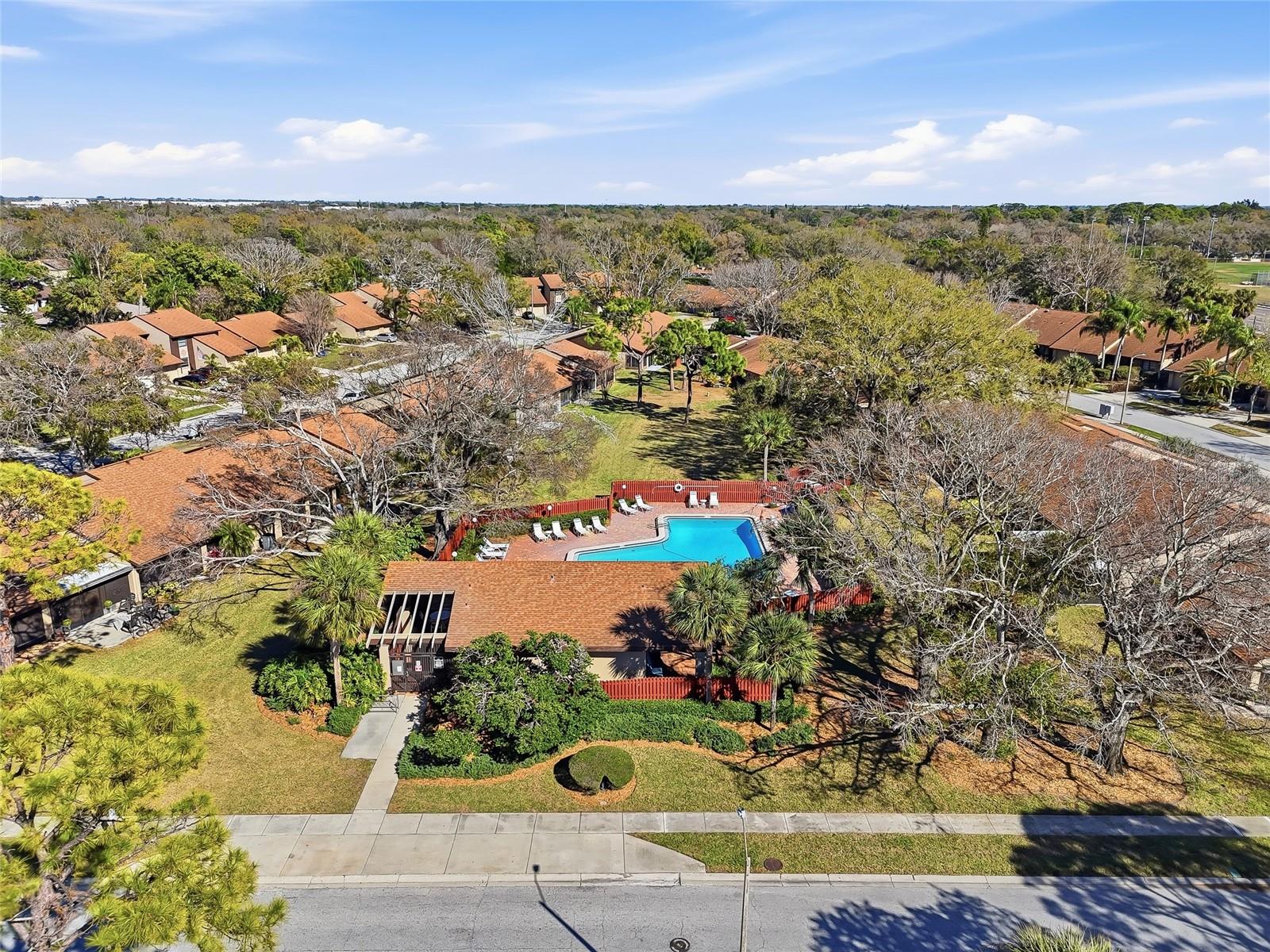 LAKE SEMINOLE VILLAGE - Residential