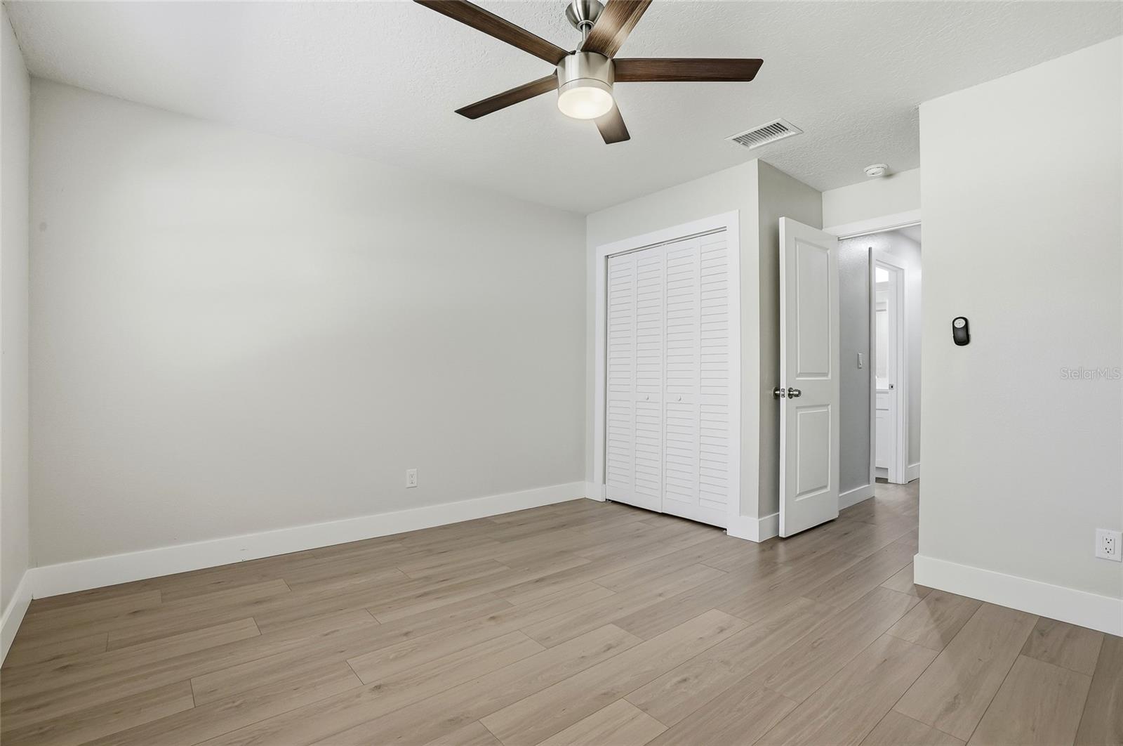 LAKE SEMINOLE VILLAGE - Residential