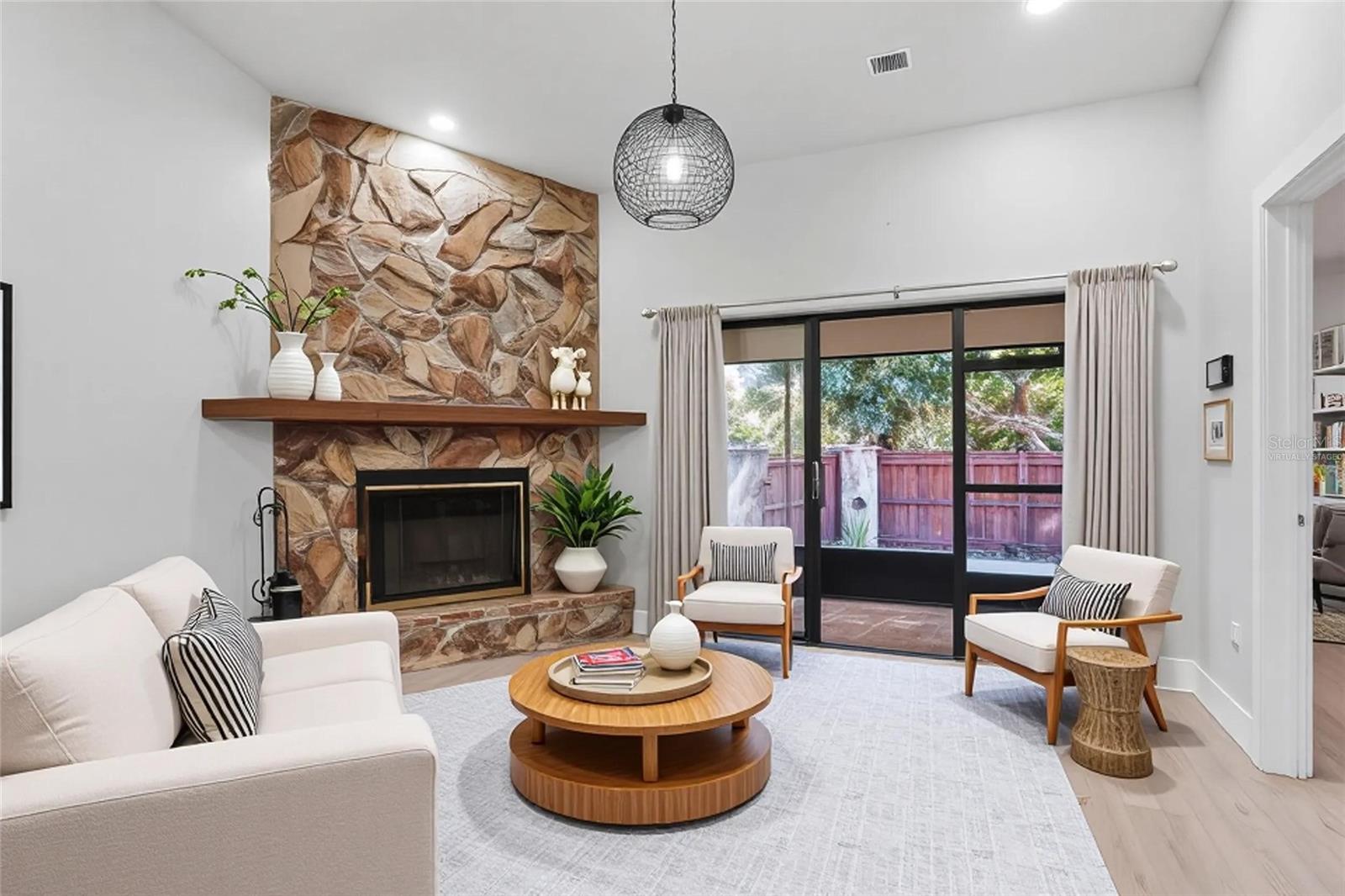 9942 LAKE SEMINOLE DRIVE W