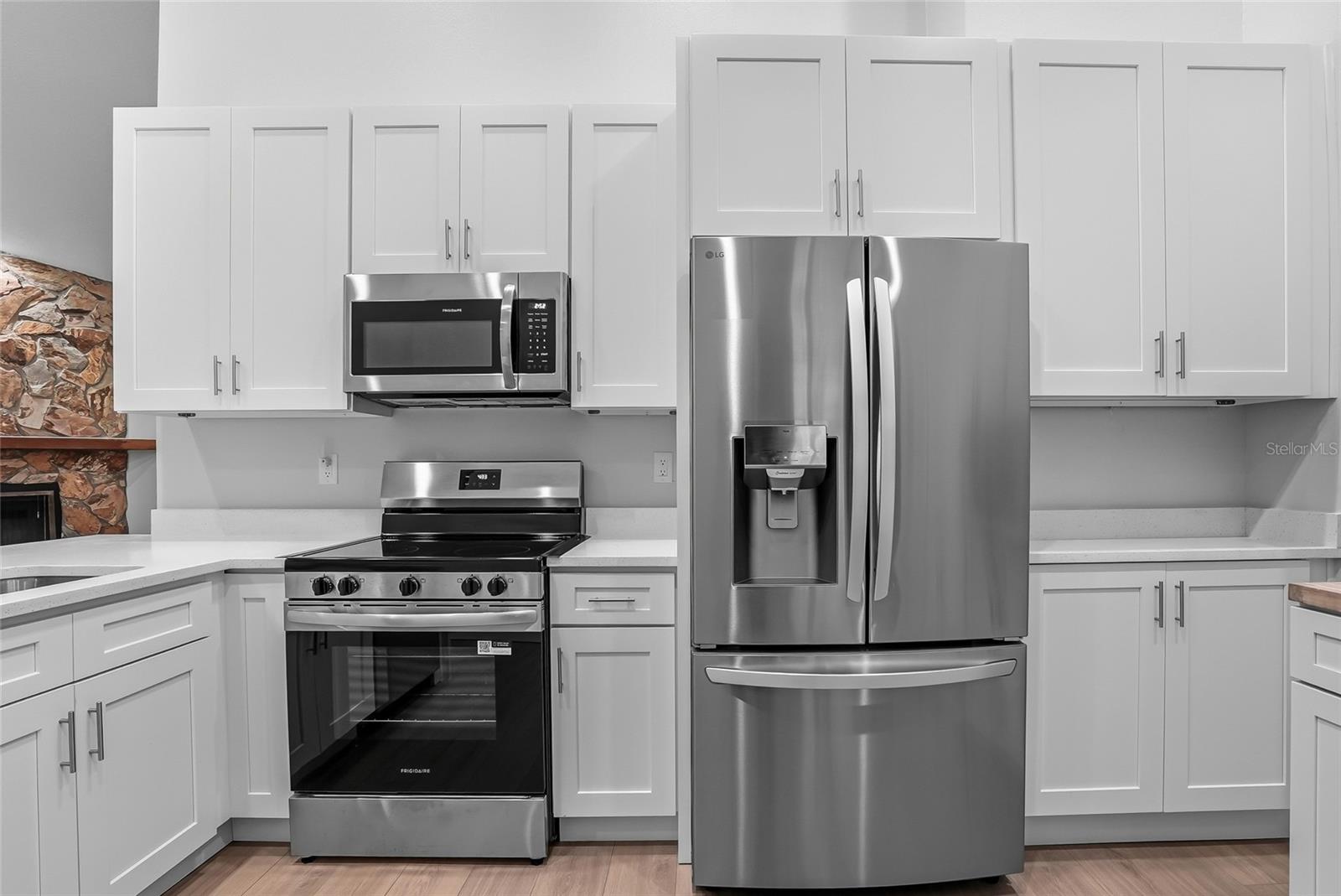 LAKE SEMINOLE VILLAGE - Residential