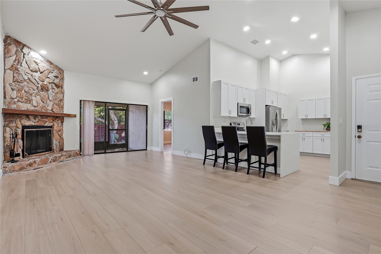 LAKE SEMINOLE VILLAGE - Residential