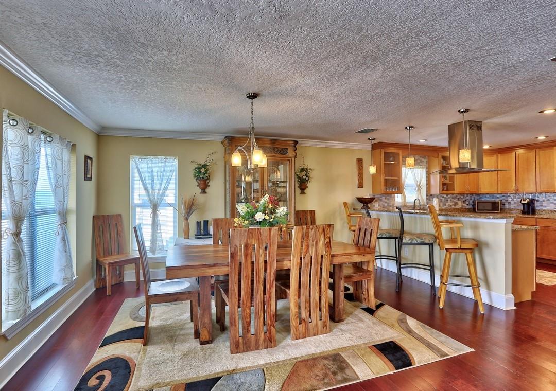 Casas a venda 3 - Jen Dantas 5433 ESSEX AVENUE S