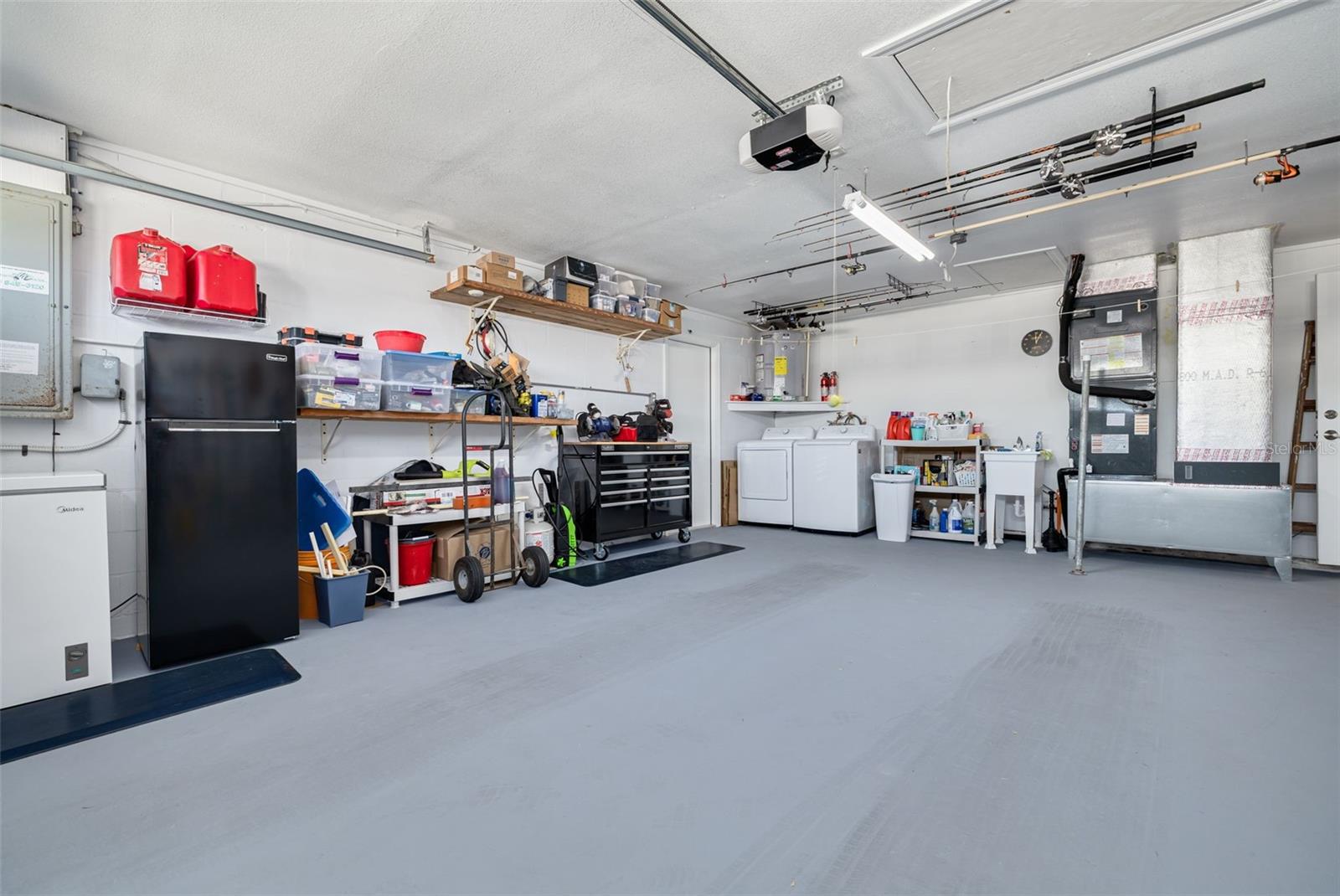 FLOR A MAR - Residential