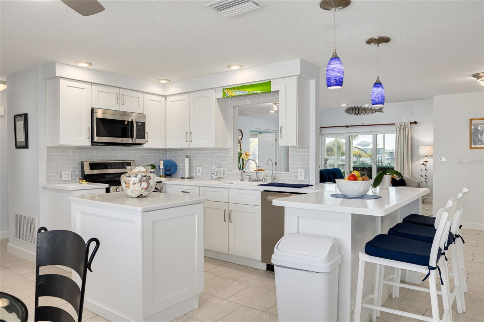 FLOR A MAR - Residential