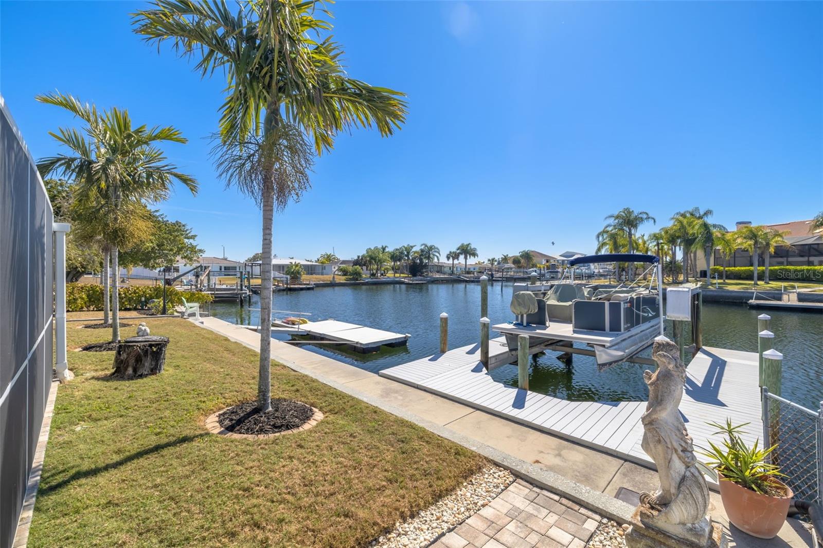 FLOR A MAR - Residential