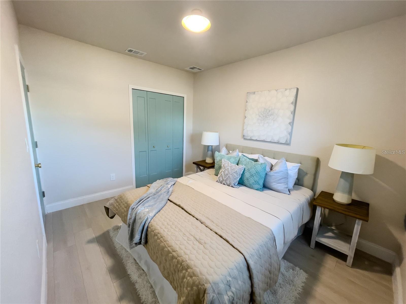 GOLDEN ESTATES - Residential