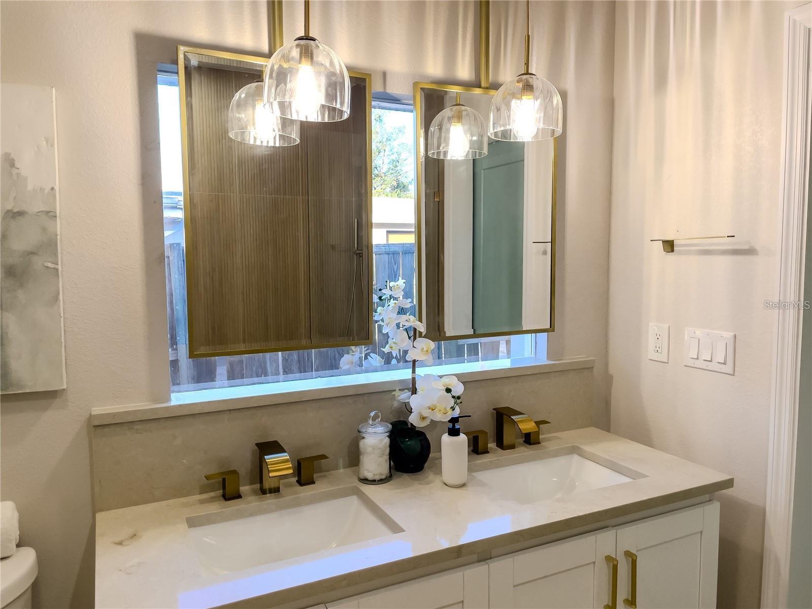 GOLDEN ESTATES - Residential