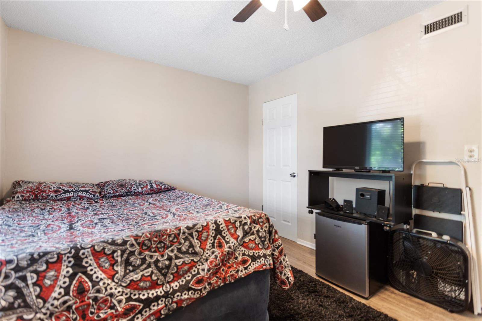 PLACE ONE A CONDO - Residential