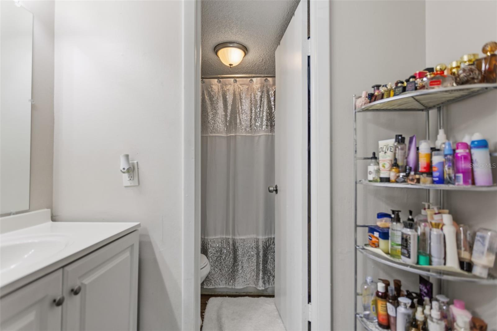 PLACE ONE A CONDO - Residential