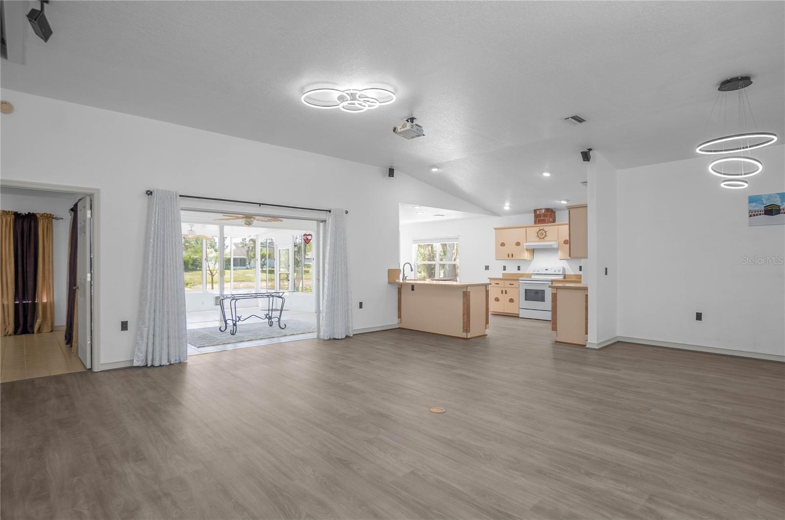 MOORINGS AT POINT O WOODS PH 02 - Residential