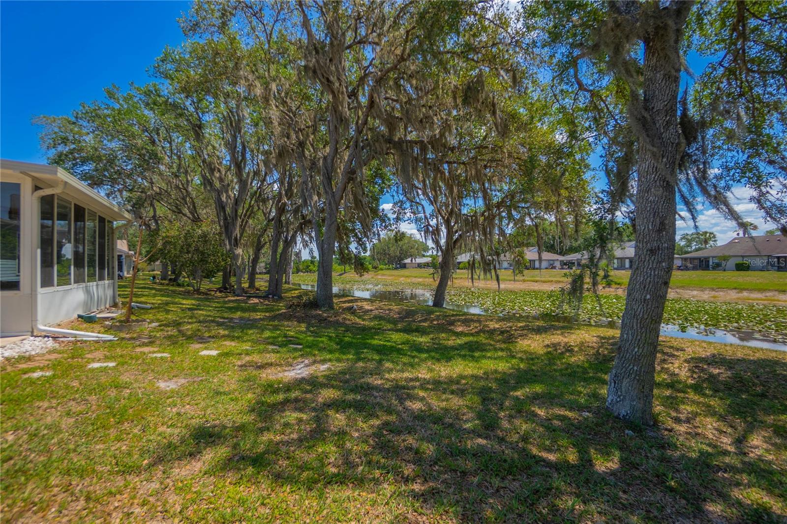 MOORINGS AT POINT O WOODS PH 02 - Residential
