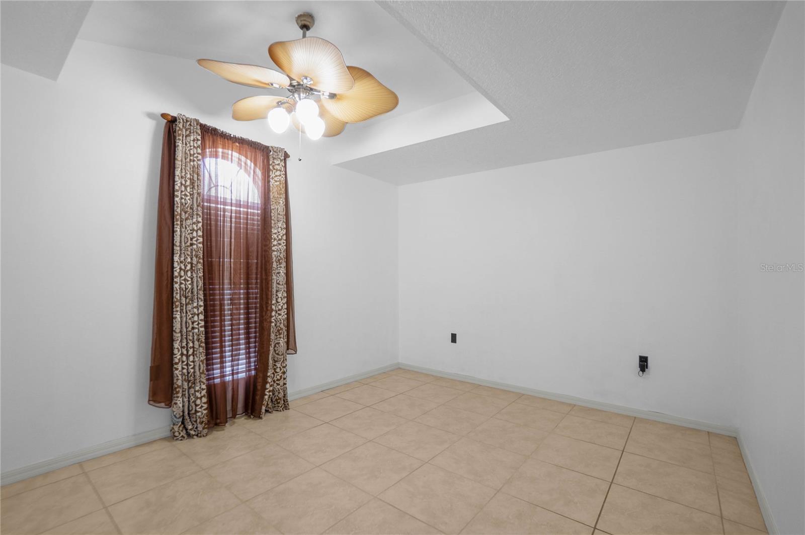 MOORINGS AT POINT O WOODS PH 02 - Residential
