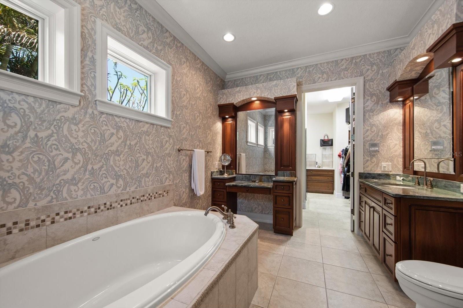 EASTLEIGH - Residential