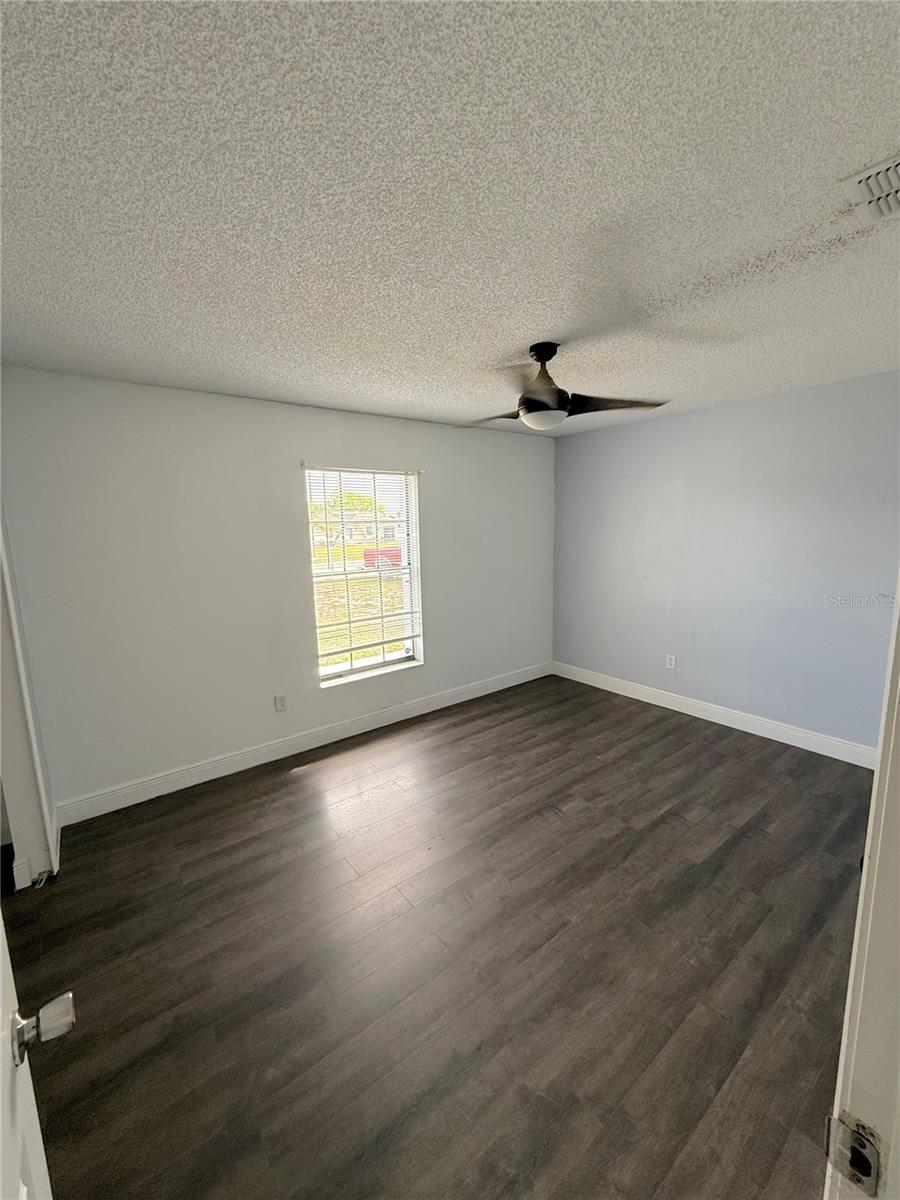 DELTONA LAKES UNIT 07 - Residential