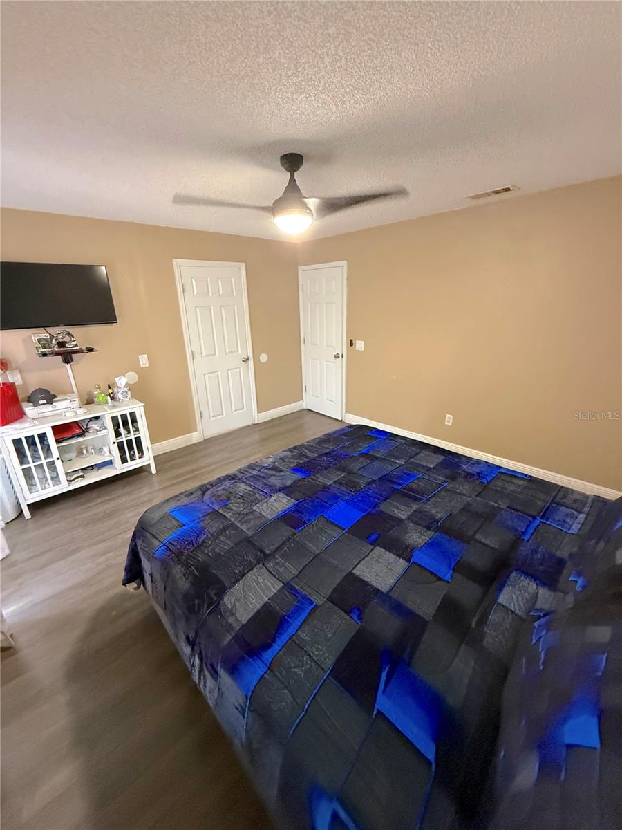 DELTONA LAKES UNIT 07 - Residential