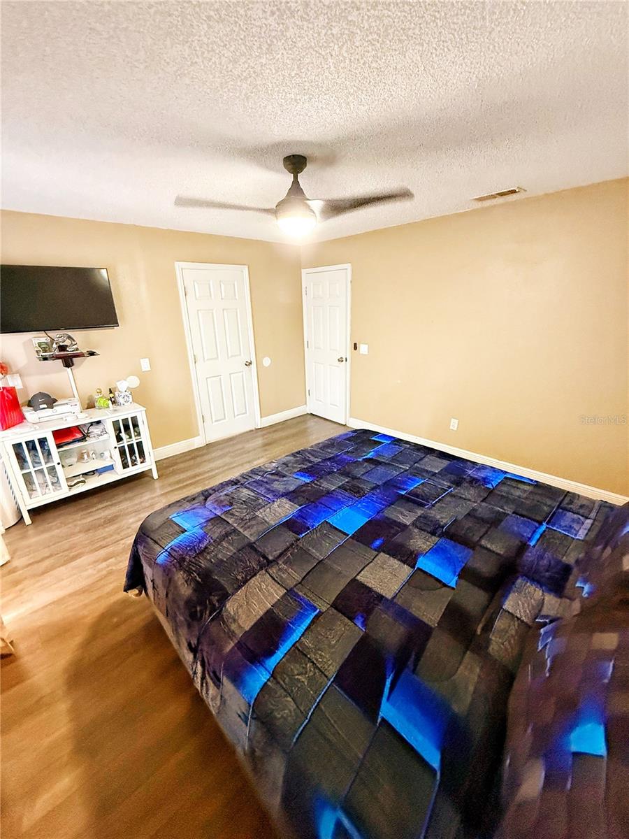 DELTONA LAKES UNIT 07 - Residential