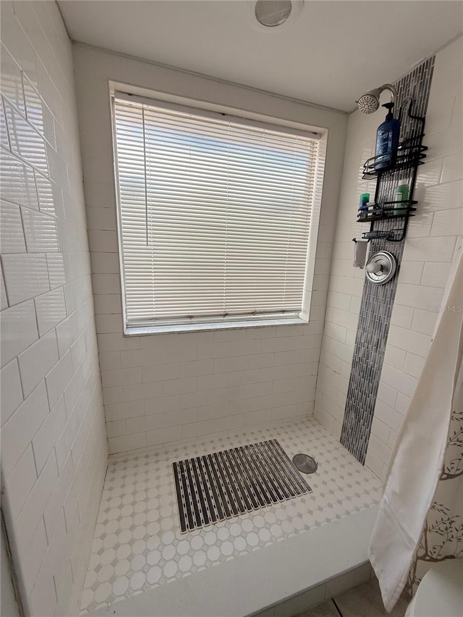 DELTONA LAKES UNIT 07 - Residential