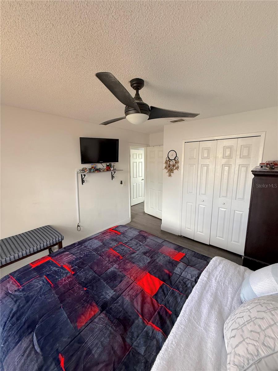 DELTONA LAKES UNIT 07 - Residential