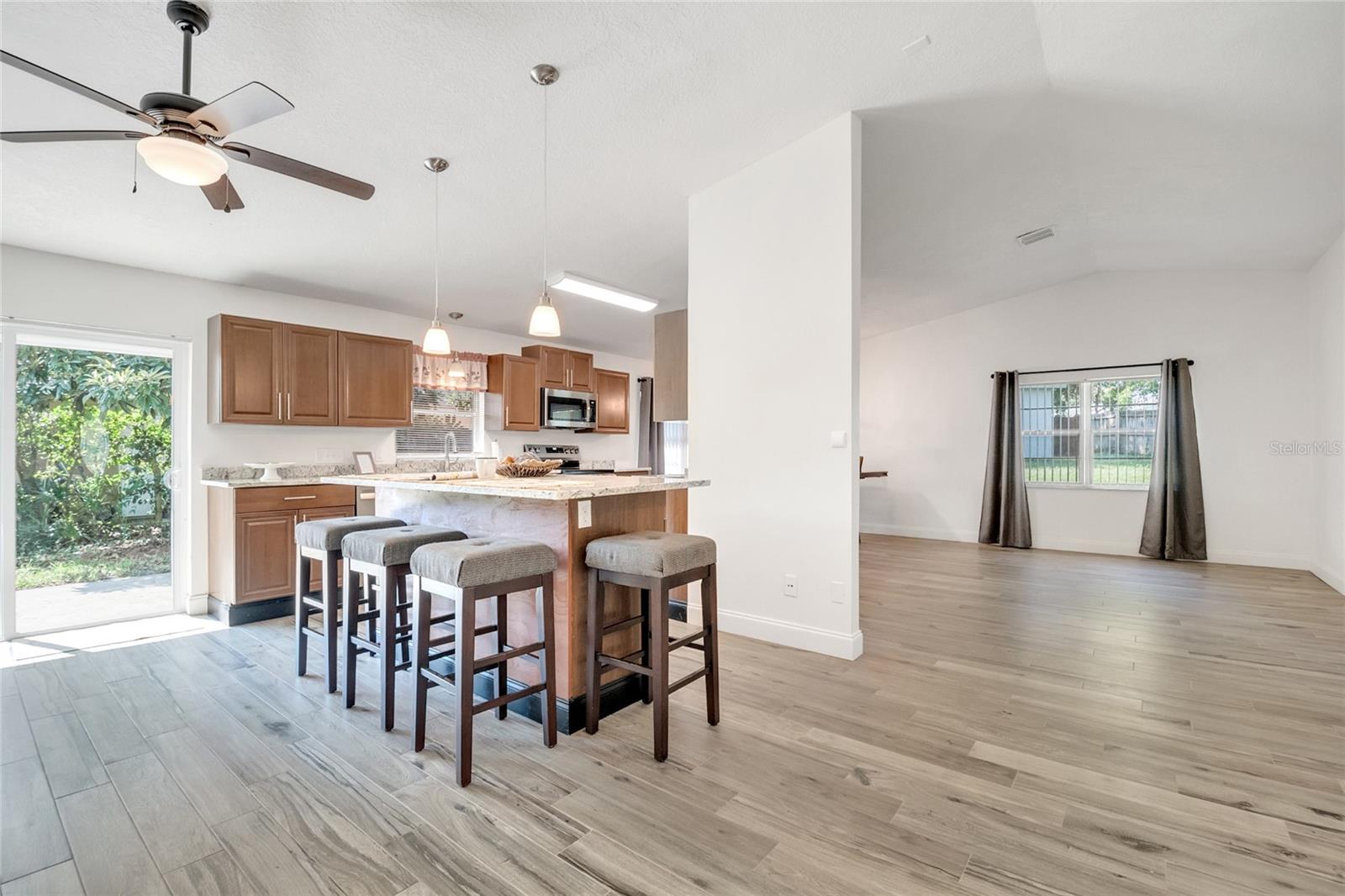 609 RODNEY DRIVE