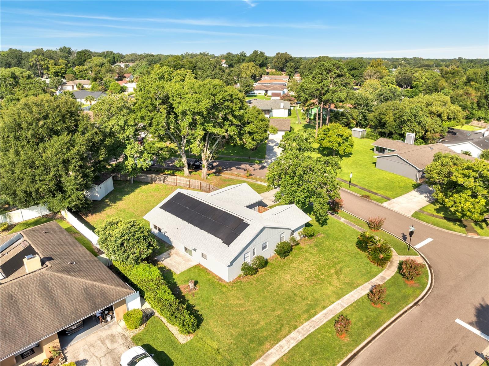 609 RODNEY DRIVE