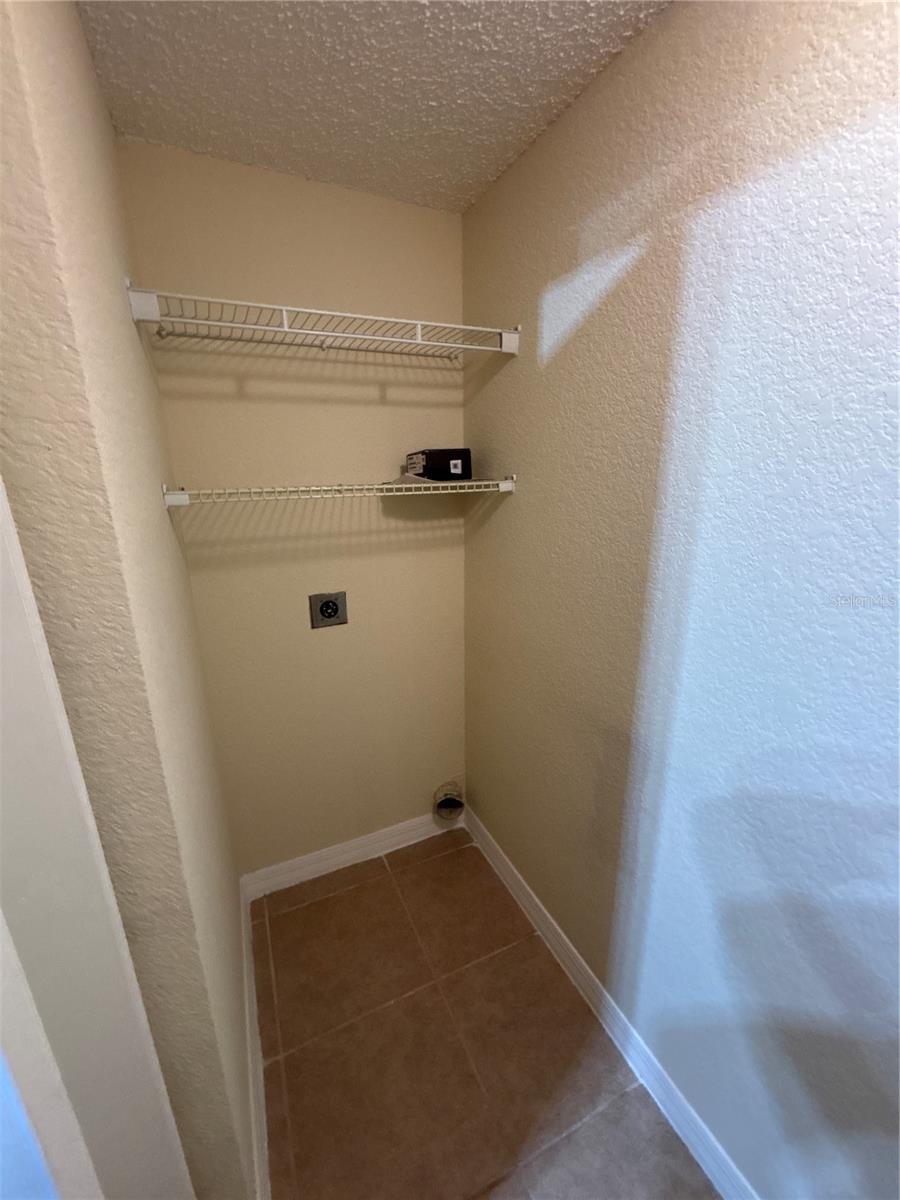 BENTLEY AT COBBS LANDING CONDO THE - Residential Lease