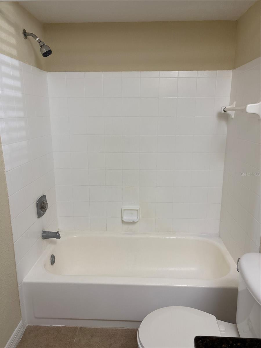 BENTLEY AT COBBS LANDING CONDO THE - Residential Lease