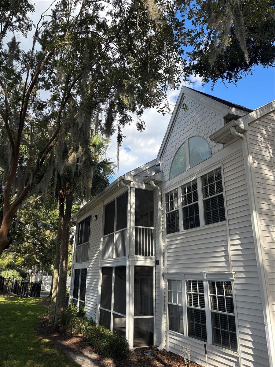 BENTLEY AT COBBS LANDING CONDO THE - Residential Lease