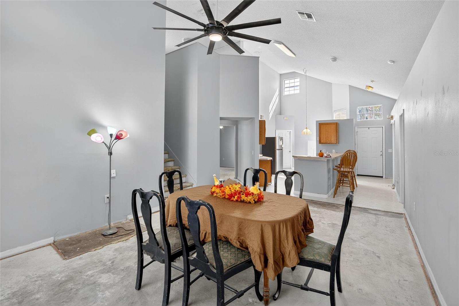 ROYAL PALMS PH 02 - Residential