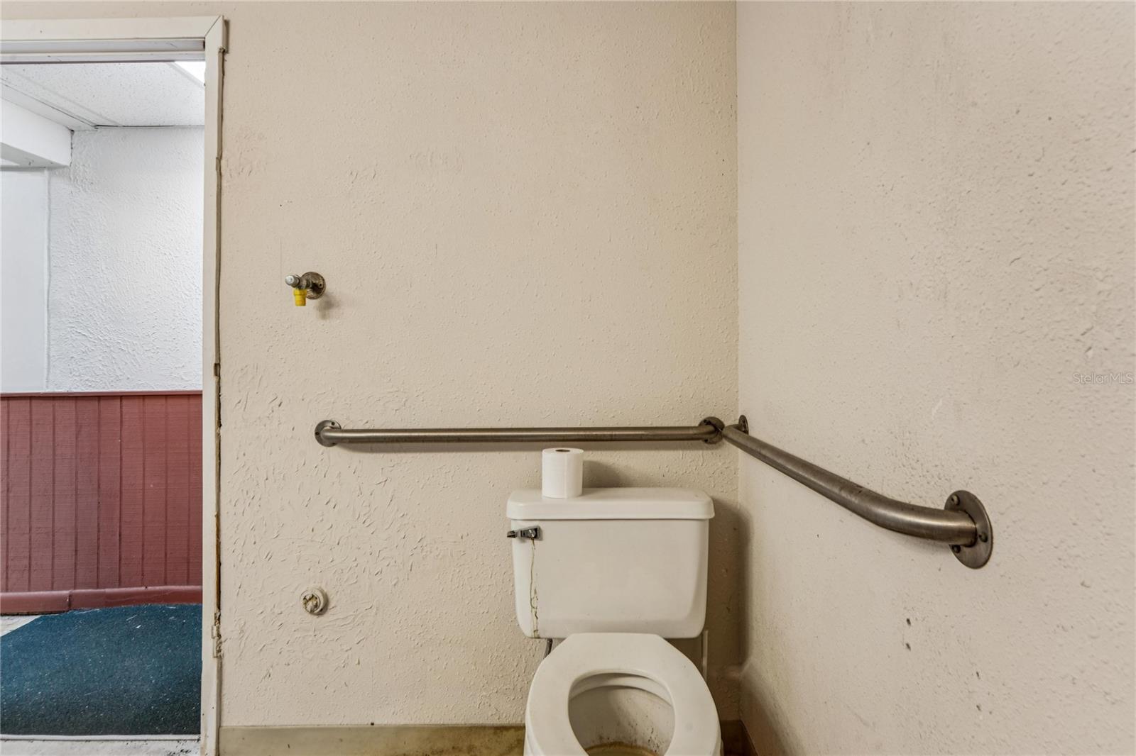 RIDGE MANOR FARMS - Commercial Sale