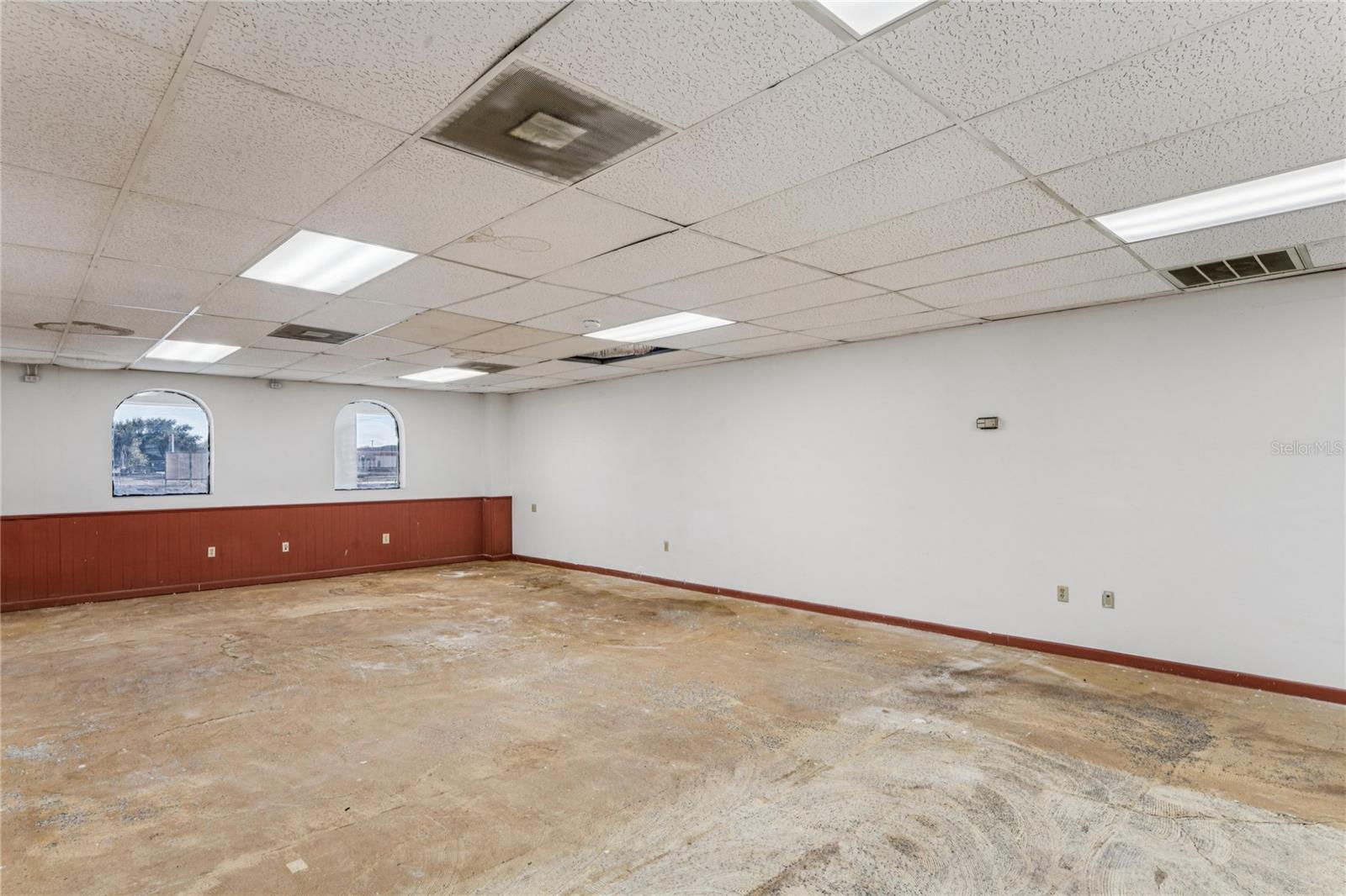 RIDGE MANOR FARMS - Commercial Sale