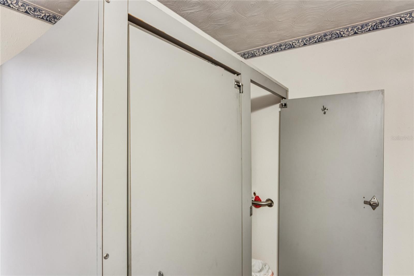 RIDGE MANOR FARMS - Commercial Sale