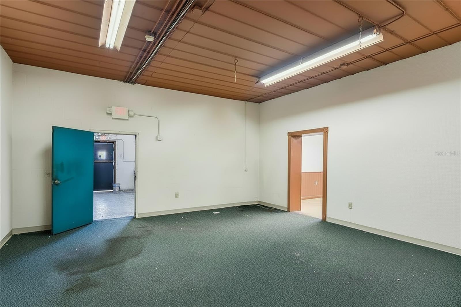 RIDGE MANOR FARMS - Commercial Sale