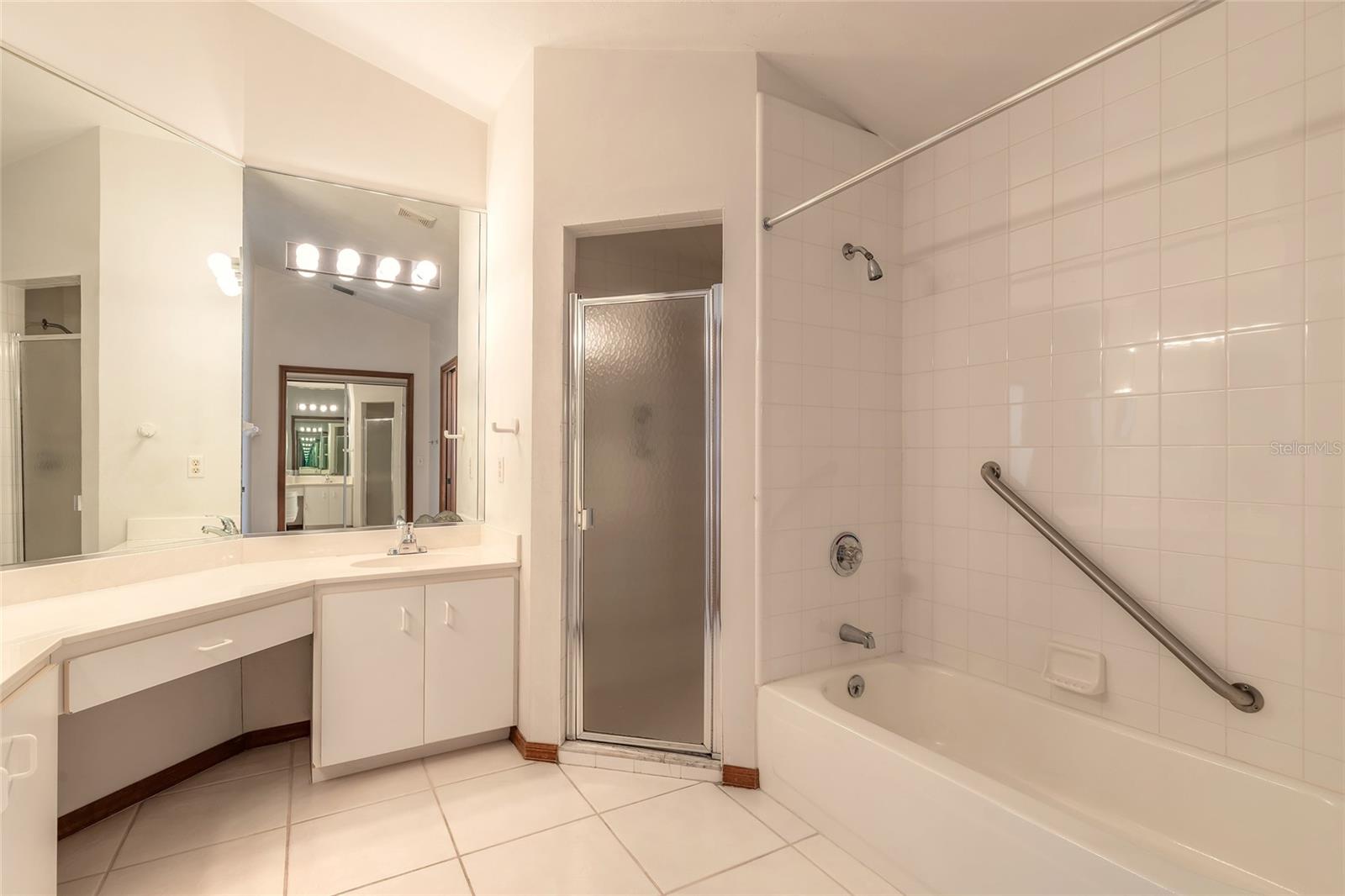 WOODLAKE - Residential
