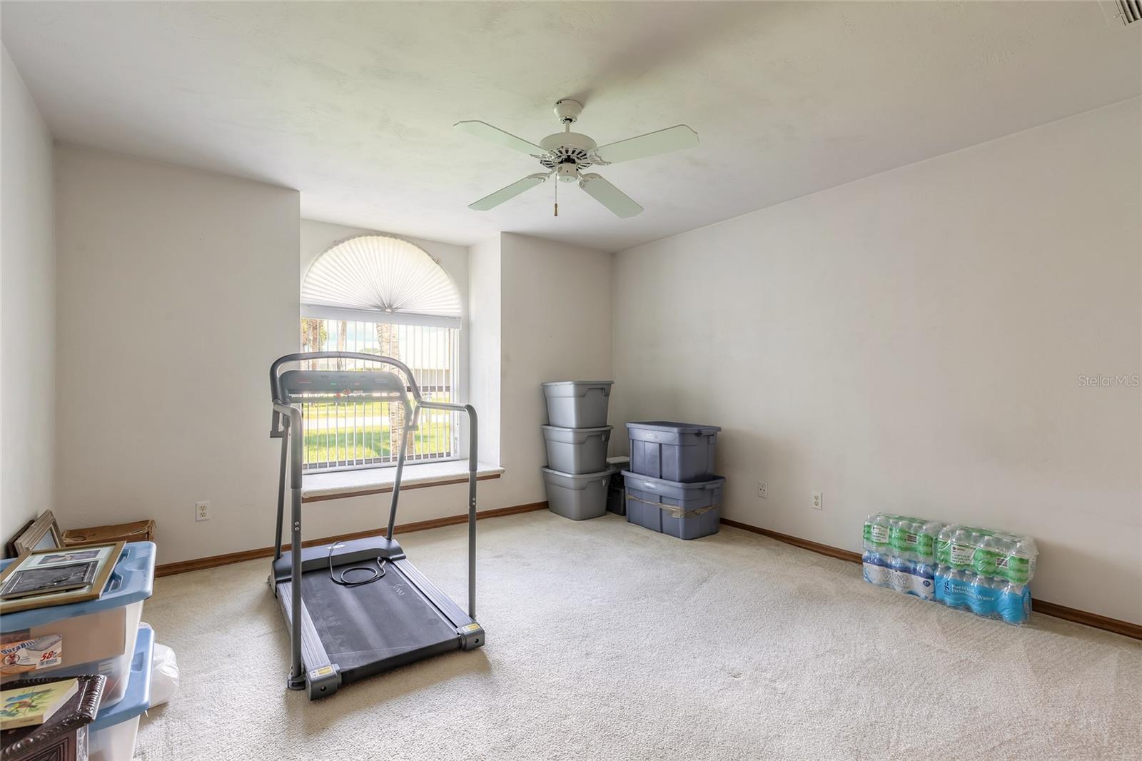 WOODLAKE - Residential