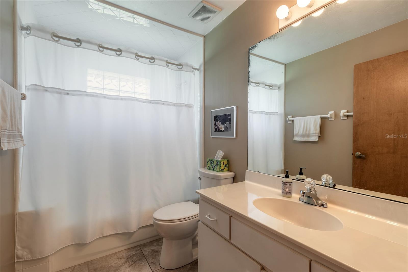 WOODLAKE - Residential