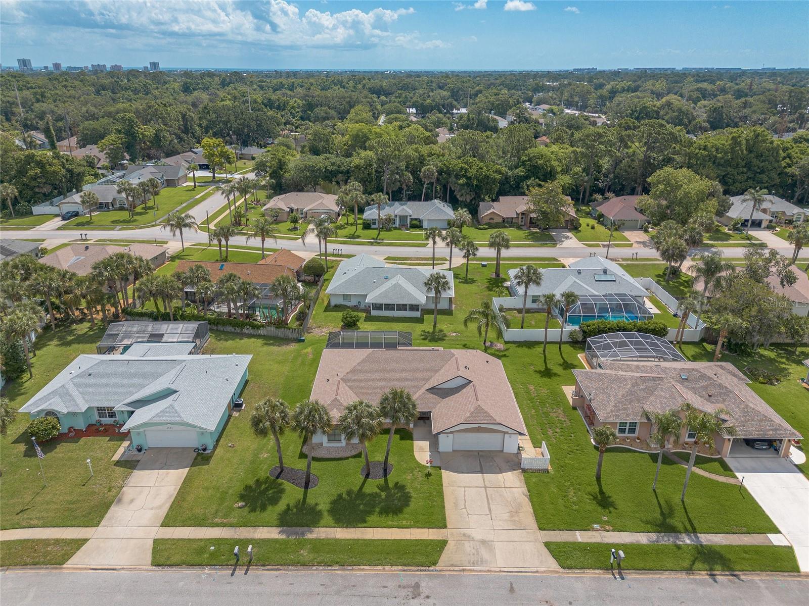 WOODLAKE - Residential
