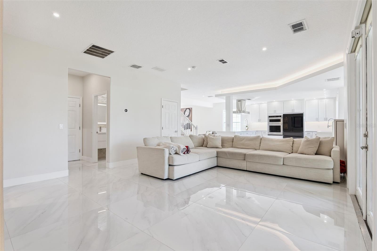 CYPRESS CHASE - Residential