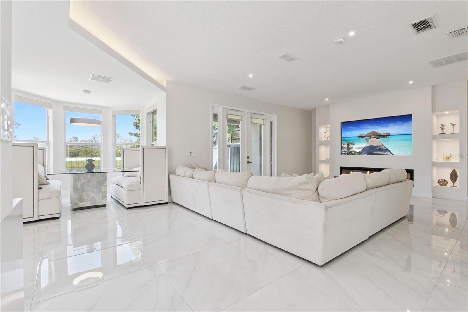 CYPRESS CHASE - Residential
